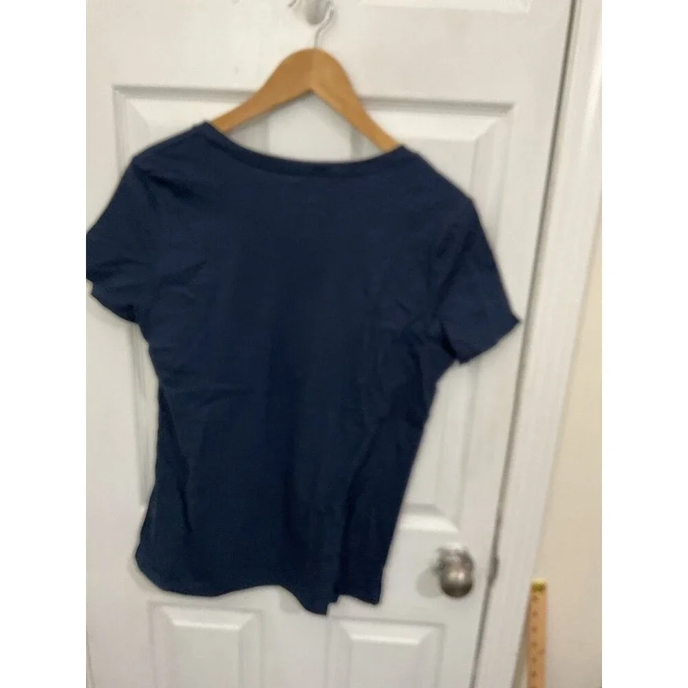 Fanatics New York Yankees Women's V-Neck T-Shirt